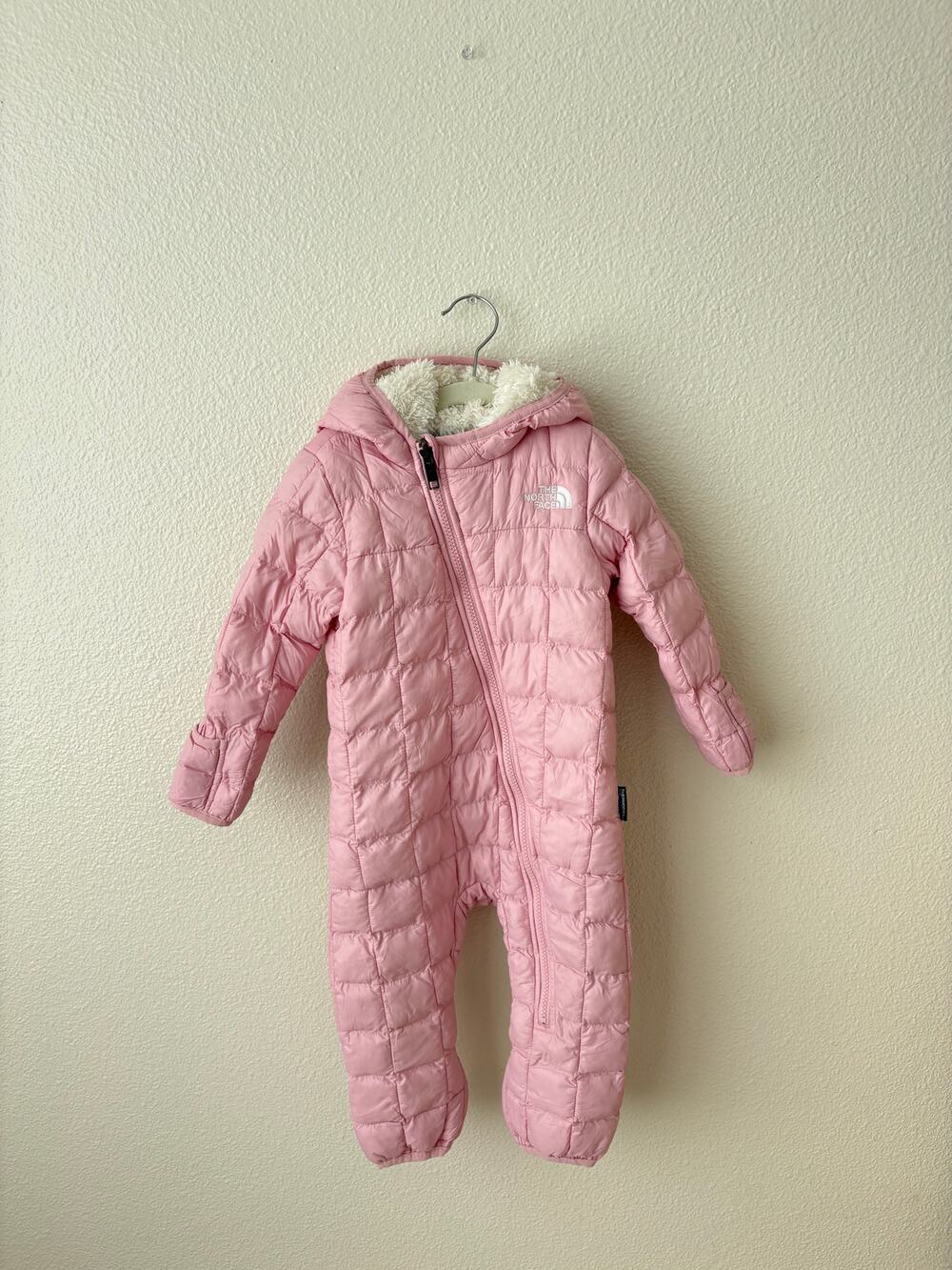 The North Face Baby 12-18M Pink Down Snowsuit Hooded Puffer Bunting One Piece